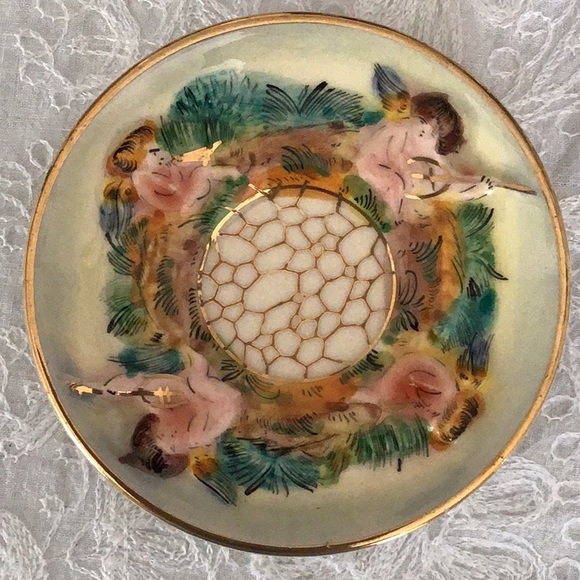 Capodimonte vintage demitasse and saucer. - Picture 2 of 10